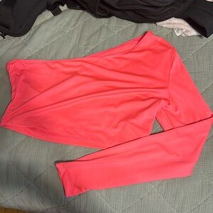 Women’s crop top one sleeve